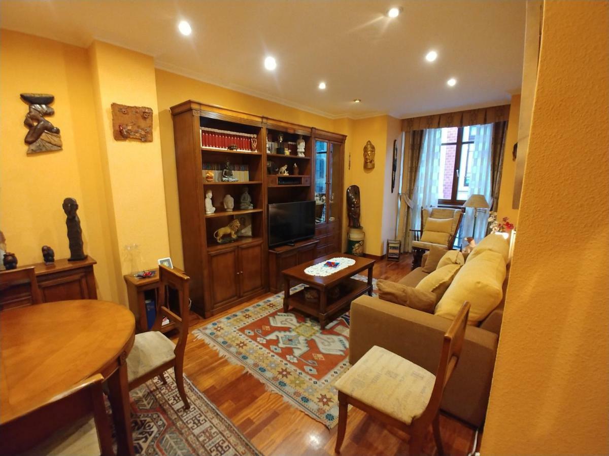 Hogar, A Modo De Hotel Gijón Buitenkant foto