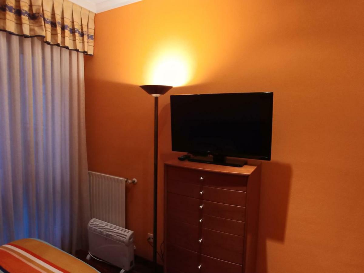 Hogar, A Modo De Hotel Gijón Buitenkant foto