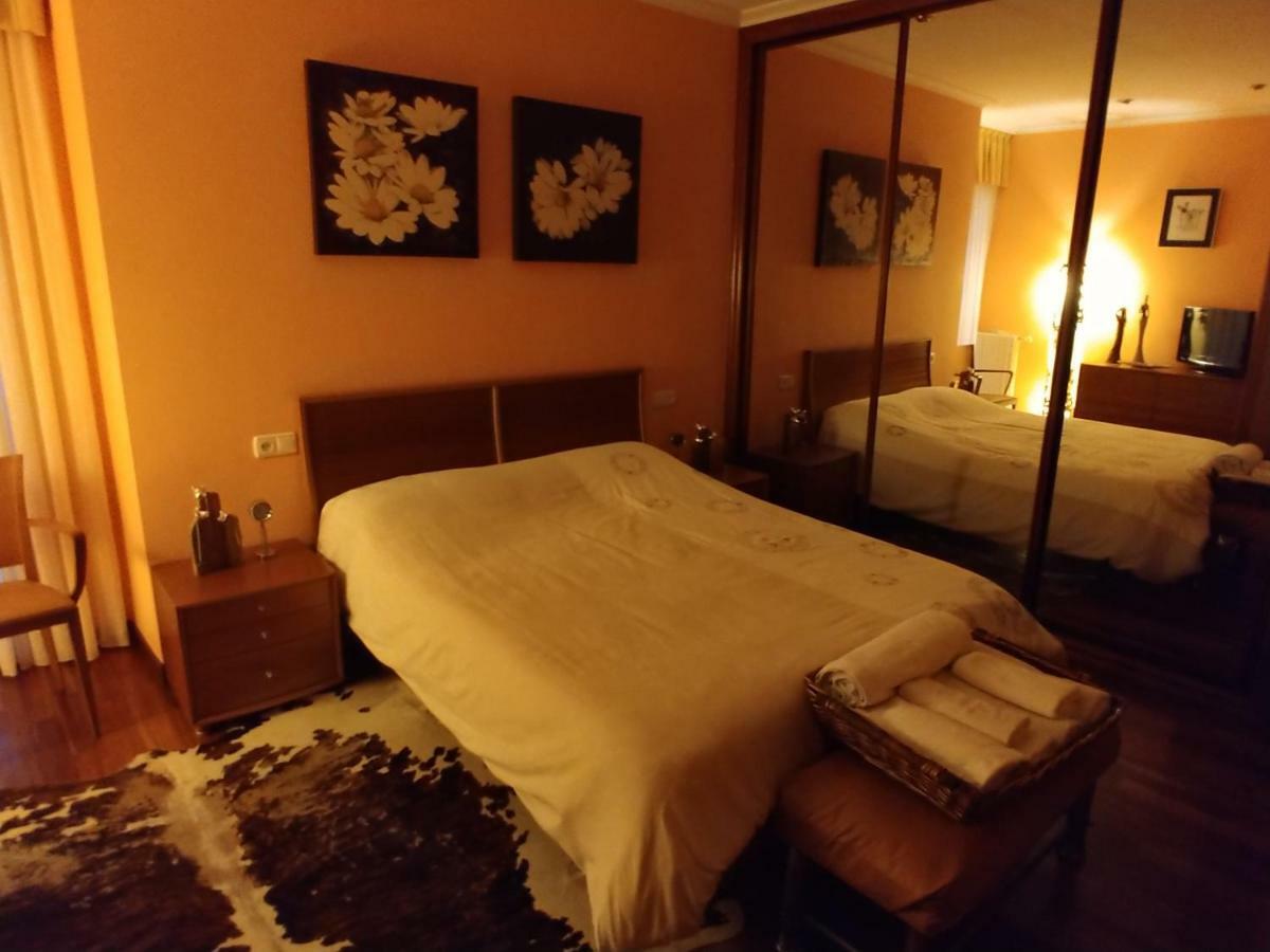 Hogar, A Modo De Hotel Gijón Buitenkant foto